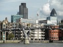 london2010_PA060522 One of the few pedestrian bridges