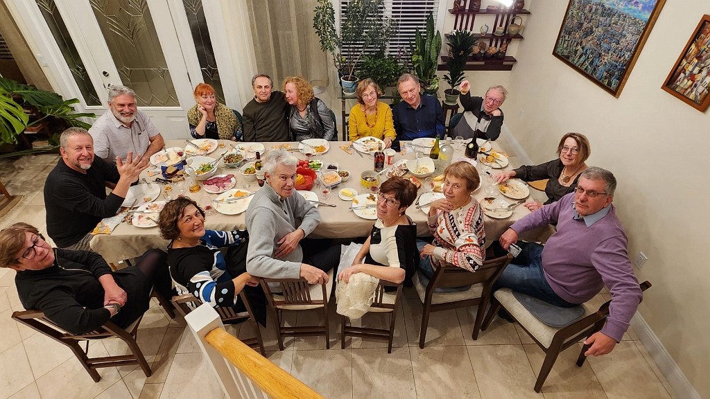 обед у Суткиных