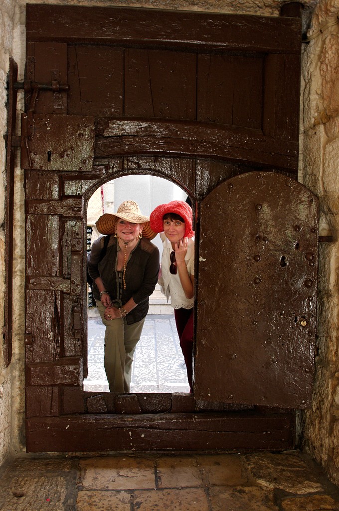 israel2010-_IGP2376-At-Entrance